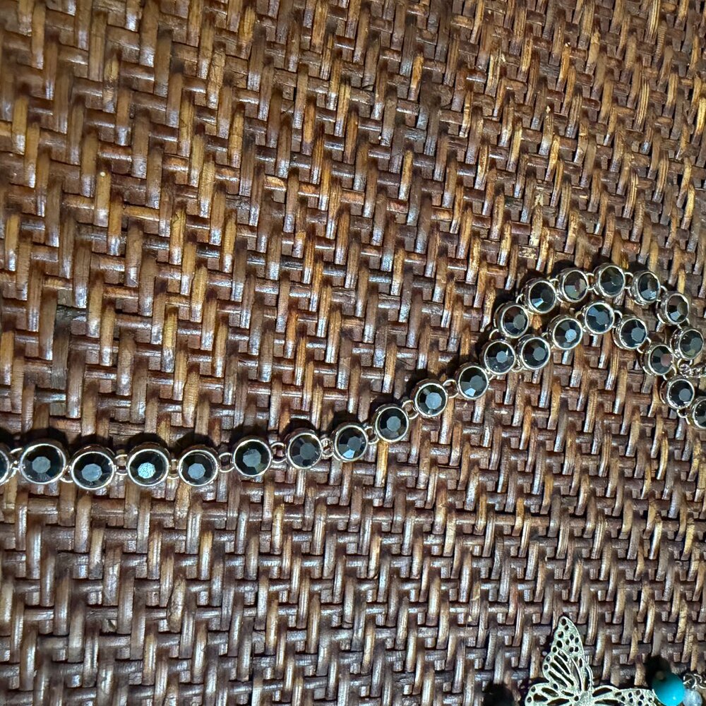 Chic Multi-Color Necklace Collection - Picture 6 of 13